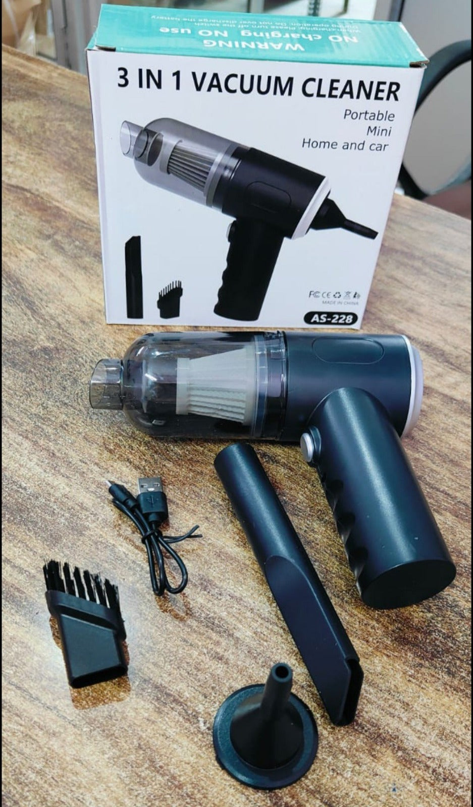 3-in-1 Car Vacuum Cleaner