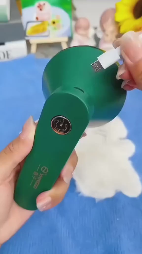 Rechargeable Lint Remover for Clothes & Upholstery