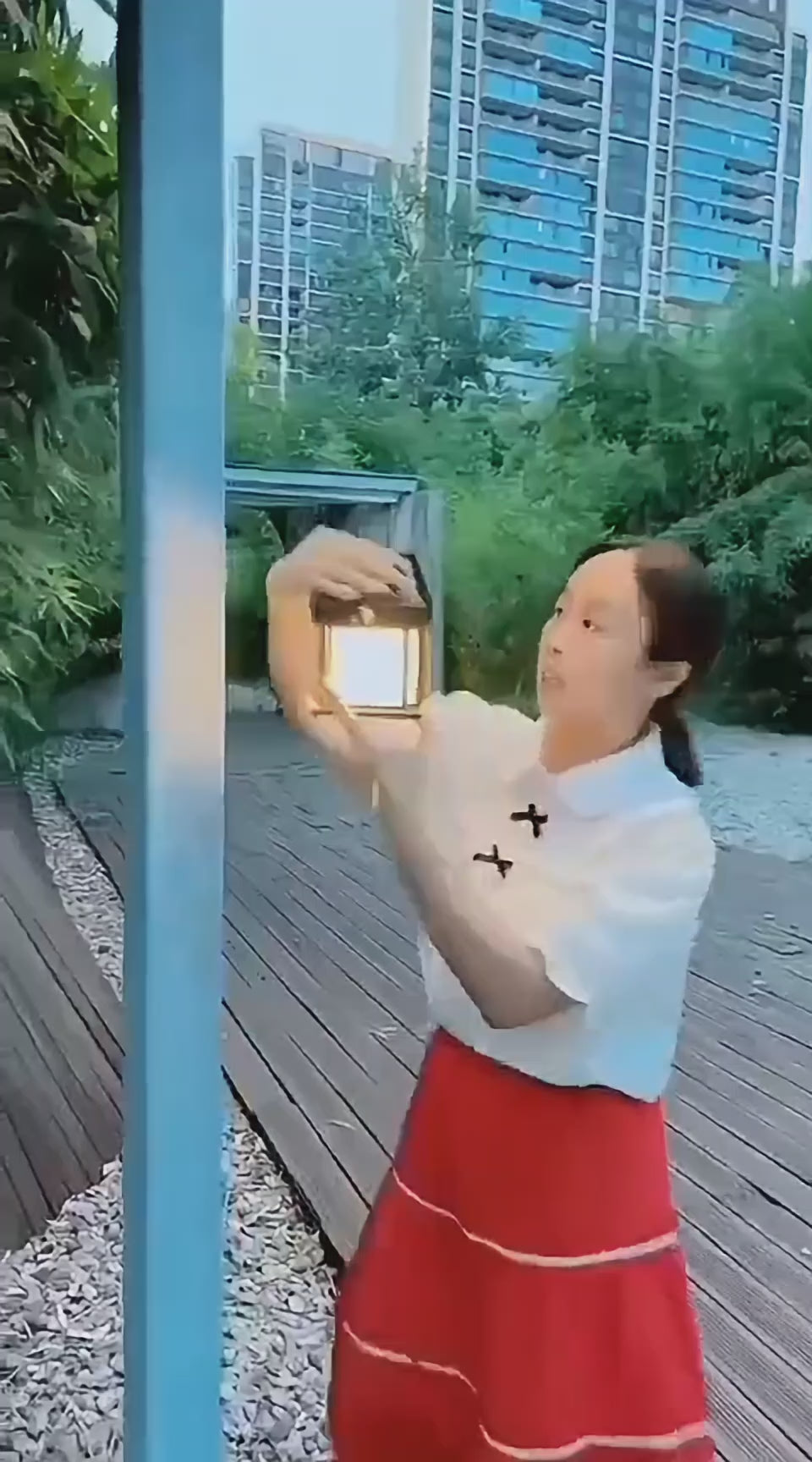Solar Charge Motion Sensor Solar Waterproof Wall Lamp